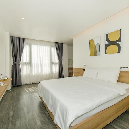 Cien Hotel Куинён Экстерьер фото