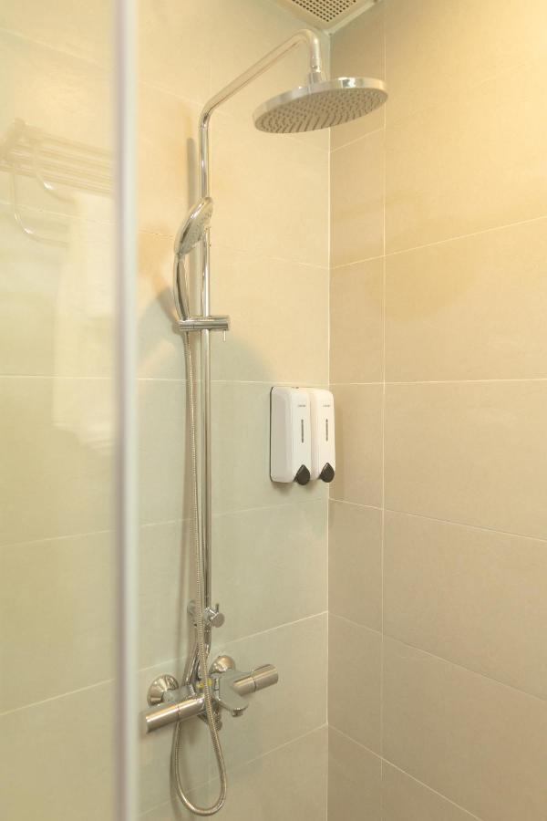 Cien Hotel Куинён Экстерьер фото